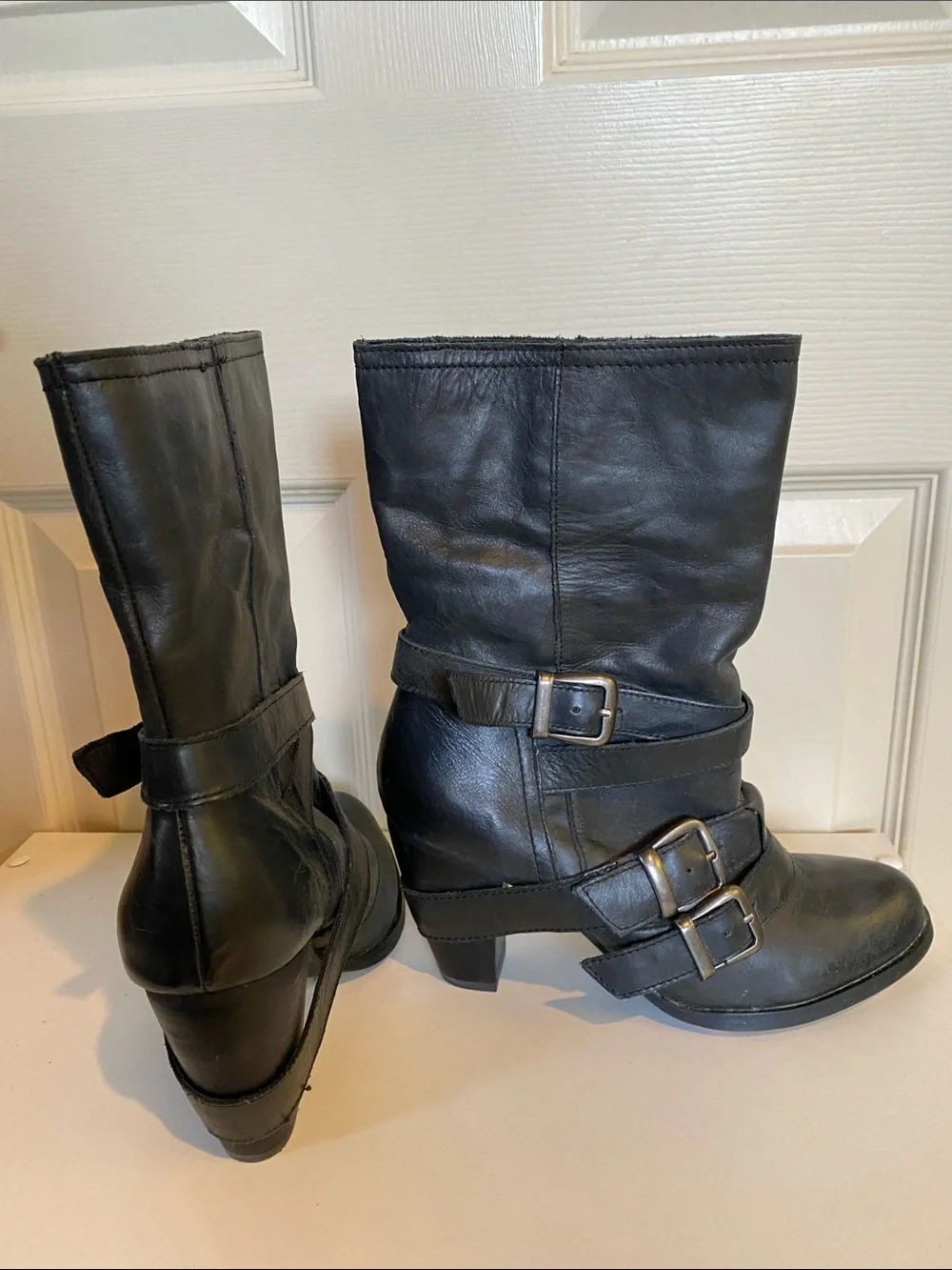 Steve Madden Black Leather Buckle Ankle Boots
